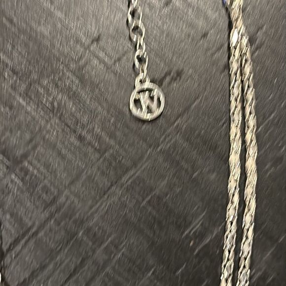 JV Brand Silver Tone Cable Chain Sparkly Rhinestone Pendant Necklace - Picture 3 of 9